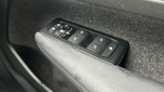 Volvo Xc40 1.5 T3 [163] R DESIGN 5dr Geartronic Petrol Estate